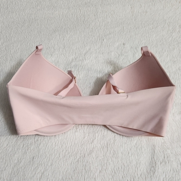 New!Victoria's Secret Perfect shape Bra - Picture 2 of 7